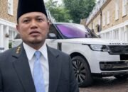 gubernur kalimantan timur rudy mas'ud mengembalikan mobil dinas range rover di jakarta