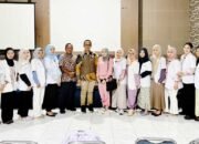 kepala dinas kesehatan luwu utara abd wahid menerima dokter internsip kemenkes di luwu utara