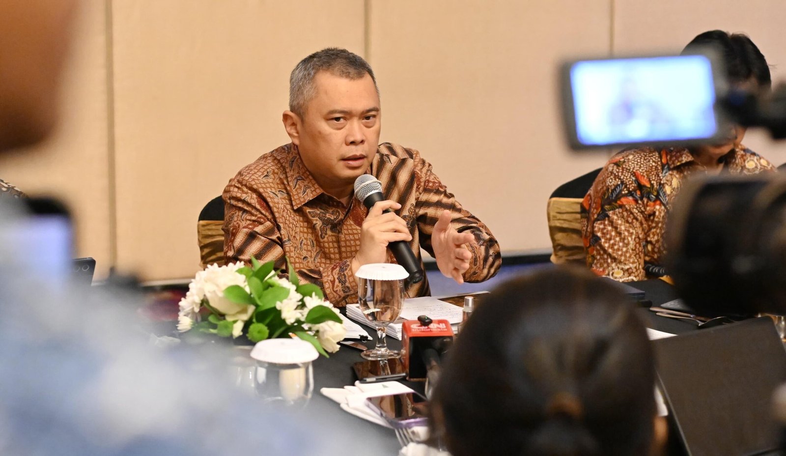 menteri perhubungan dudy purwagandhi menyampaikan arahan ramp check transportasi di jakarta