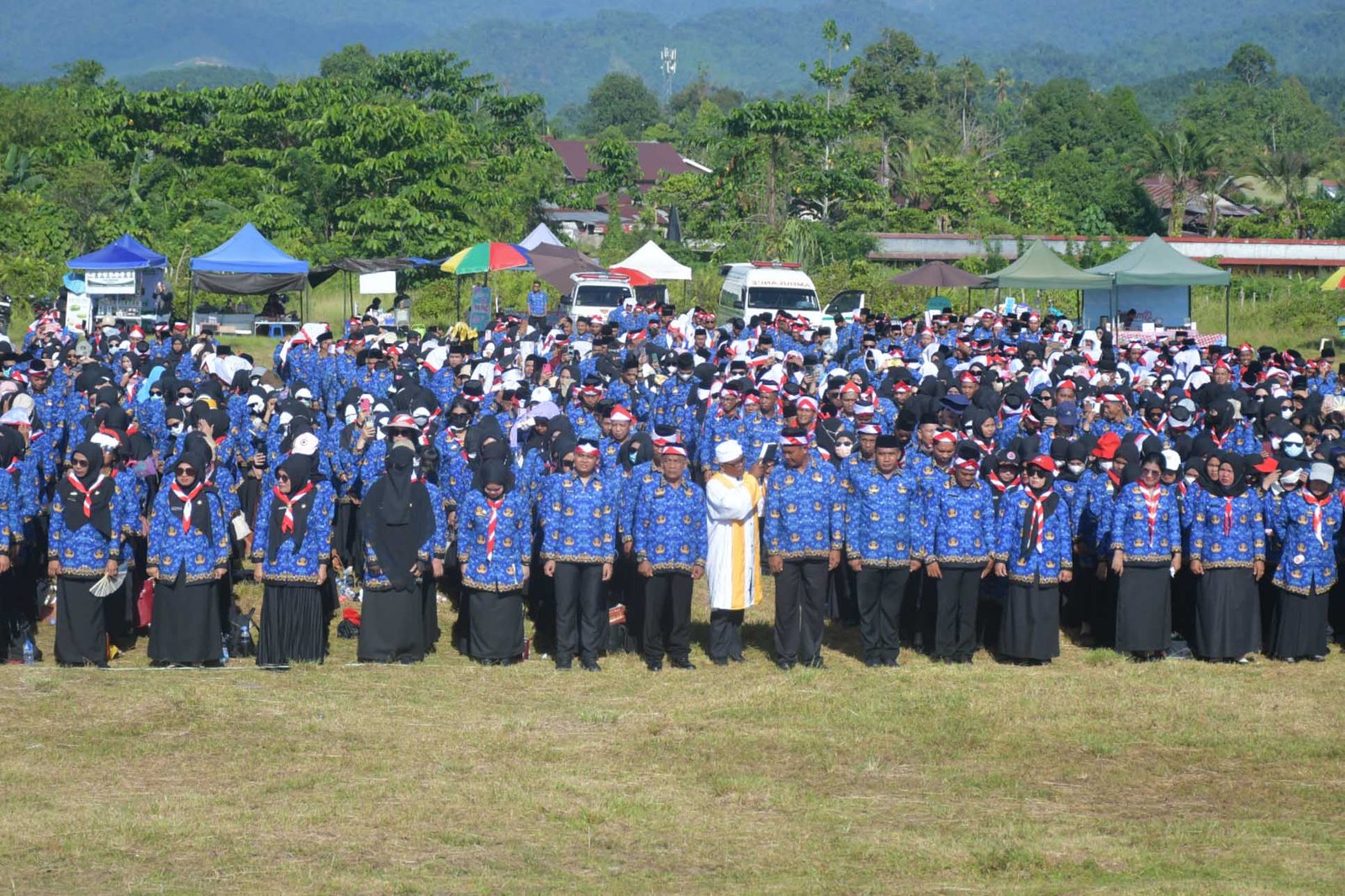 ribuan asn pppk mengikuti kegiatan bersama di kabupaten luwu utara tahun 2026