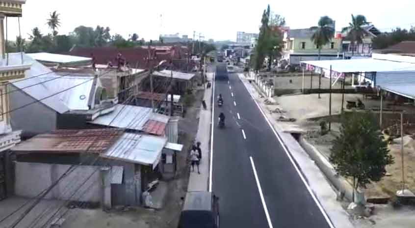 kondisi ruas jalan impa impa anabanua di wajo progres 53 persen proyek jalan sulsel
