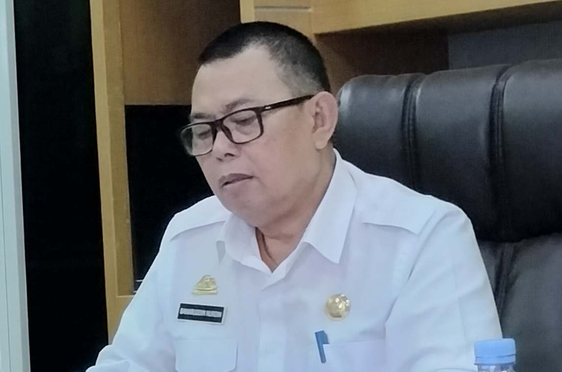 ketua pansel baharuddin nurdin menyampaikan seleksi direktur perumda tirta bukae di masamba