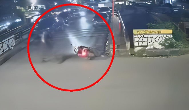 rekaman cctv dugaan penyiraman air keras terhadap aktivis kontras andrie yunus di salemba jakarta pusat