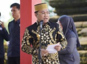 wakil bupati gowa menerima wakil bupati bone ziarah makam arung palakka di katangka