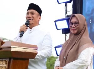 bupati irwan bachri syam menyampaikan refleksi satu tahun kepemimpinan di malili