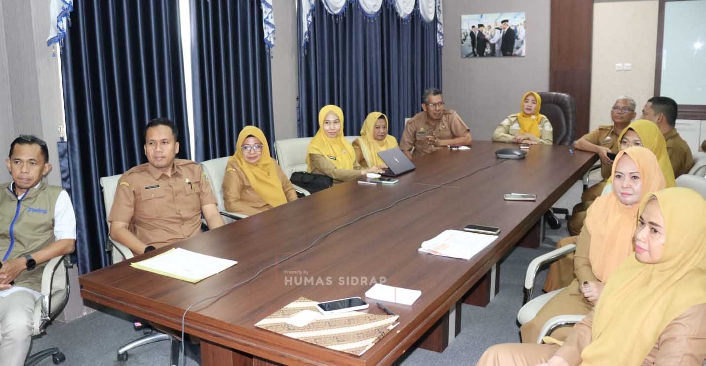 wakil bupati sidrap nurkanaah mengikuti rapat koordinasi pengendalian inflasi daerah secara virtual di kantor bupati sidrap