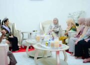 wakil gubernur sulawesi selatan fatmawati rusdi menerima audiensi puteri indonesia sulawesi selatan di rumah jabatan wagub makassar