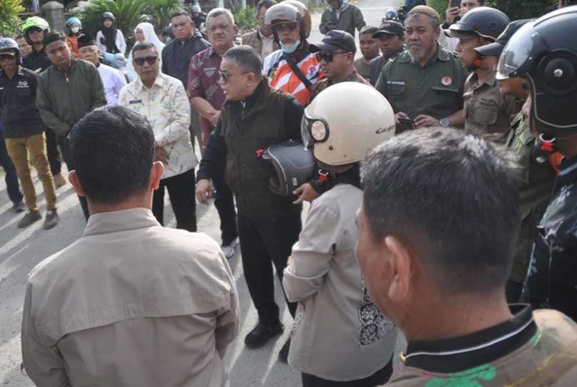 wali kota palu hadianto rasyid meninjau permukiman di kelurahan tondo mantikulore
