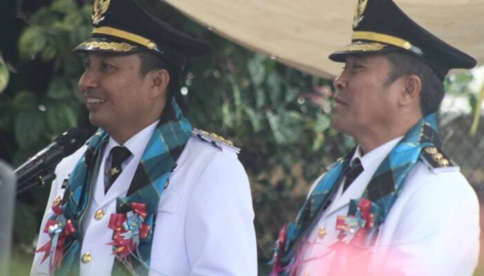 bupati dan wakil bupati luwu utara menyampaikan capaian pertumbuhan ekonomi daerah di masamba