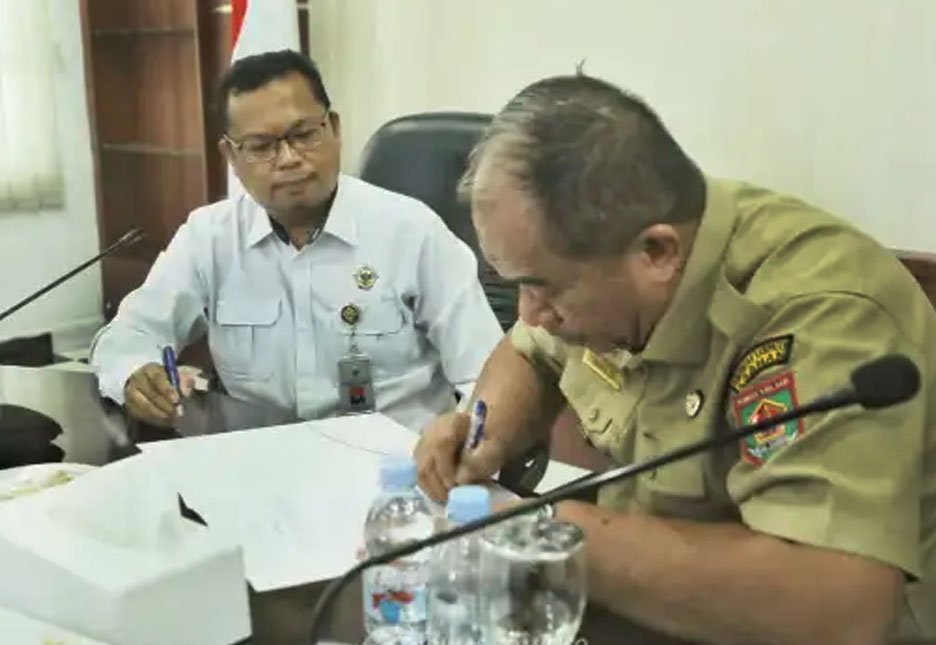 bupati asahan terima kunjungan bpk sumut di kantor bupati