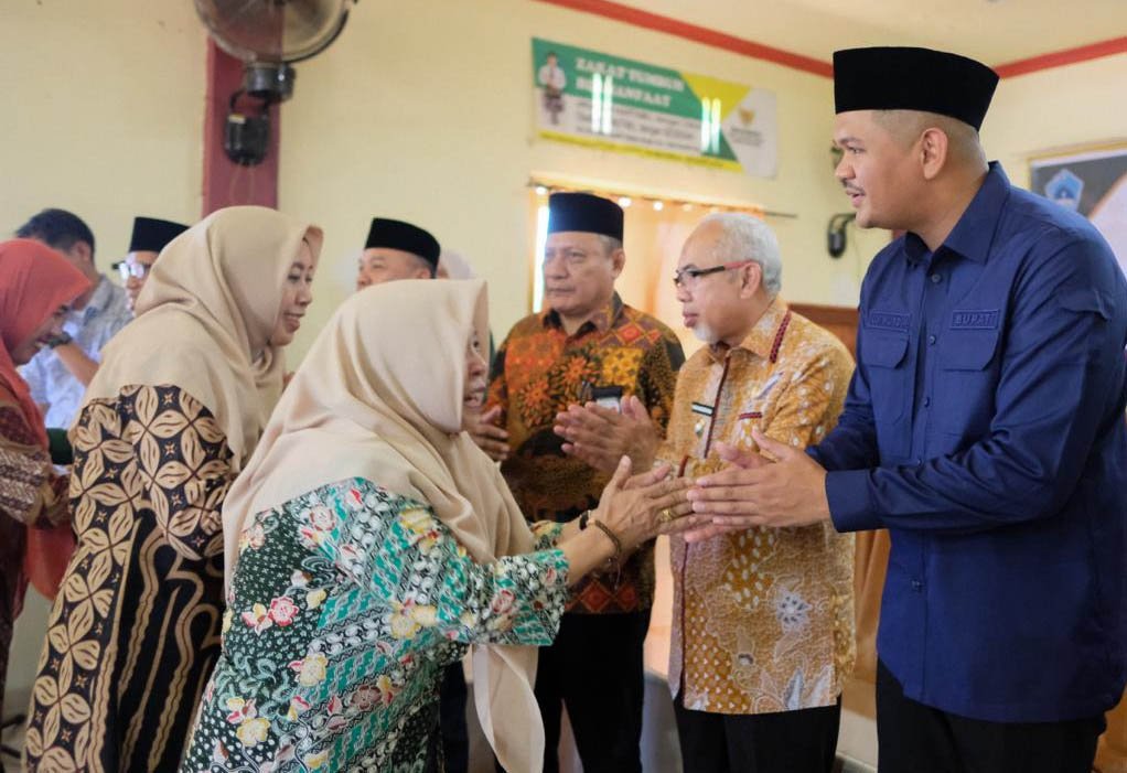 bupati bantaeng muh fathul fauzy nurdin menghadiri halal bihalal dan sosialisasi zakat di kantor baznas bantaeng