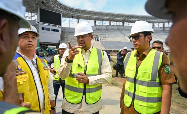 gubernur sumatera utara muhammad bobby afif nasution meninjau pembangunan stadion teladan medan di medan untuk aff u-19 2026