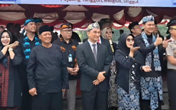 wakil gubernur banten achmad dimyati natakusumah menghadiri hut pandeglang di alun-alun pandeglang