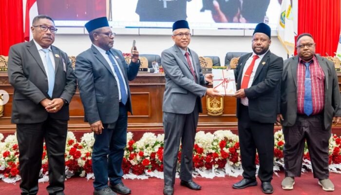 LKPJ Papua Tengah 2025: Pendapatan Lampaui Target, Prevalensi Stunting Turun 12,75 persen