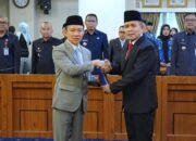 sekretaris daerah provinsi lampung marindo kurniawan melantik 20 pejabat di kantor gubernur lampung