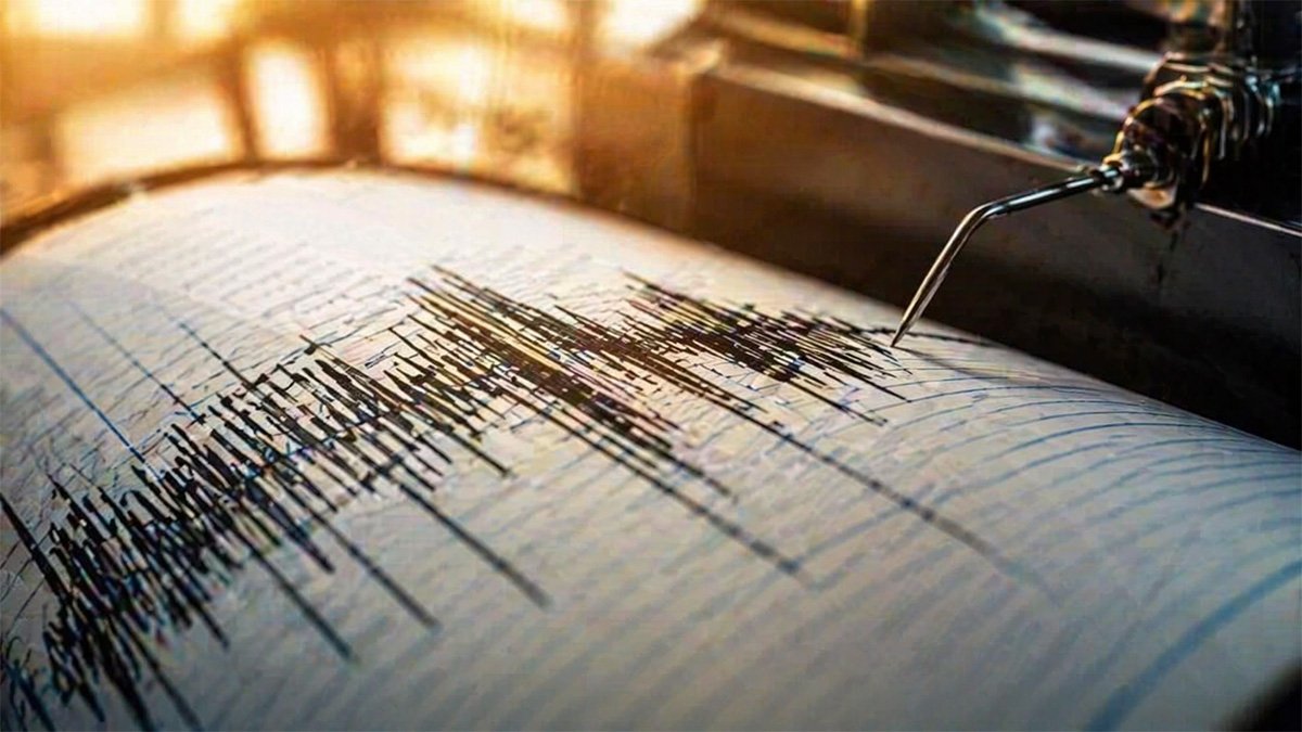 alat seismograf merekam gelombang gempa di timor tengah utara