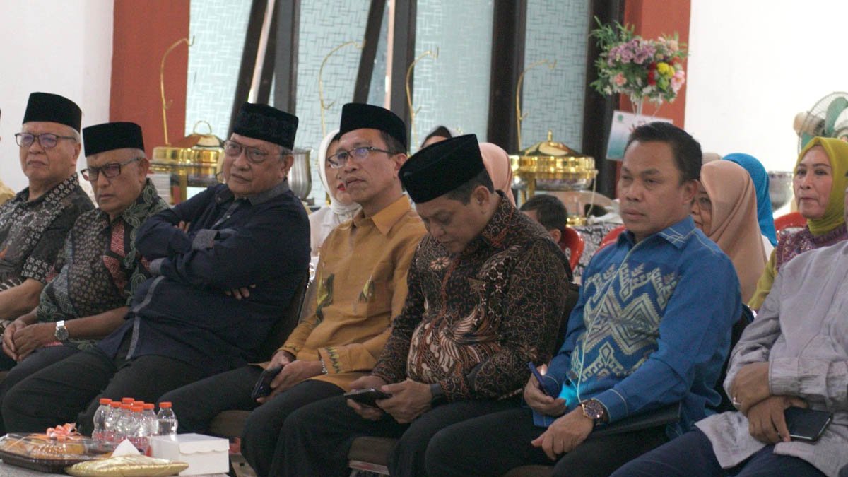 kegiatan halal bihalal kkig makassar bersama warga gorontalo