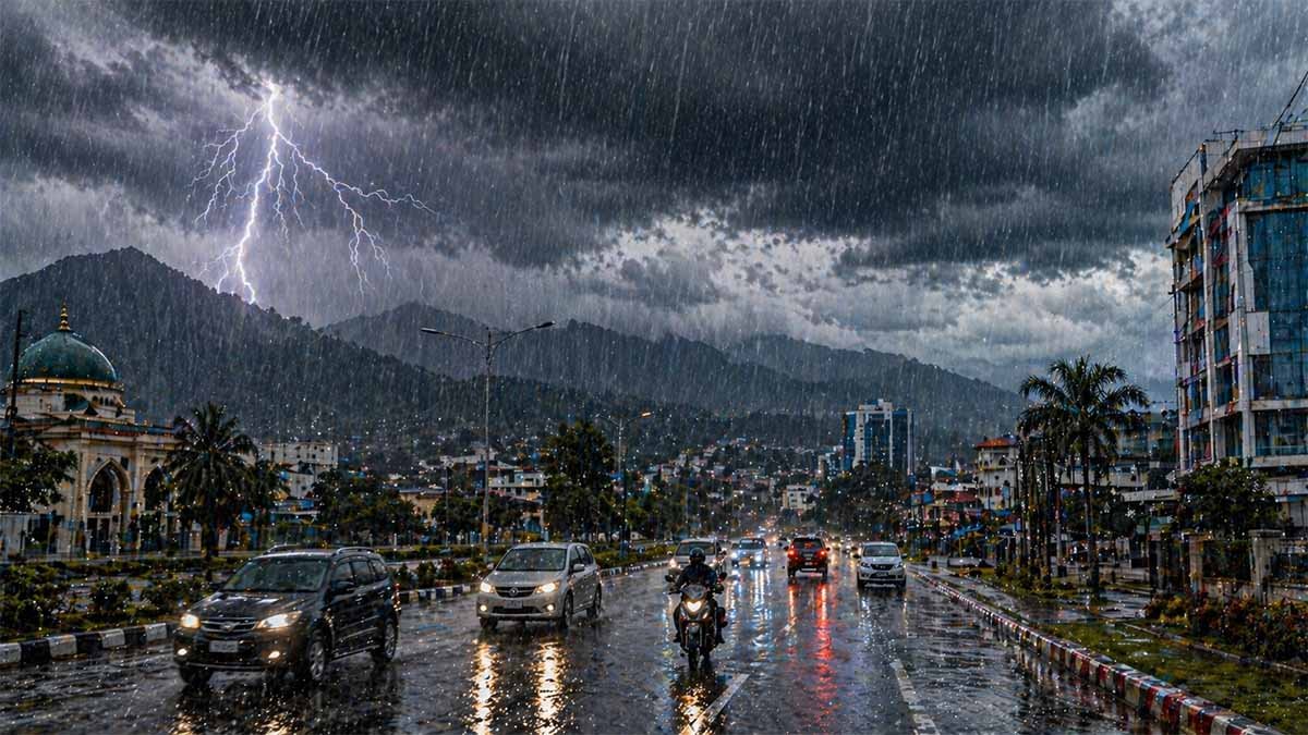 hujan lebat ntb disertai petir dan angin kencang