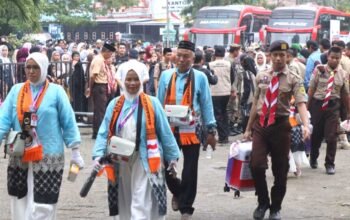 jamaah haji pinrang berangkat kloter 8 embarkasi makassar