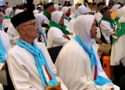 jemaah haji lansia mengikuti manasik sebelum keberangkatan di yogyakarta