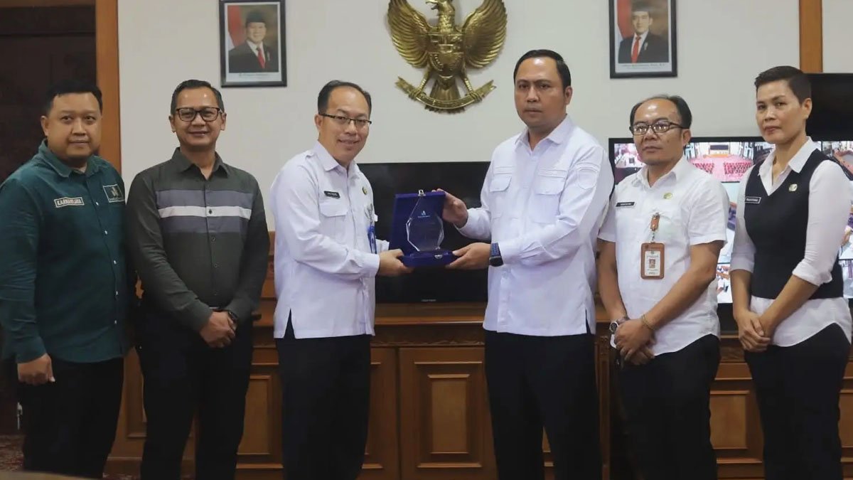 bupati kutai barat frederick edwin terkait digitalisasi daerah