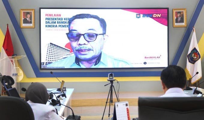 Rapat daring BSKDN membahas evaluasi kinerja pemerintah daerah terkait penurunan pengangguran