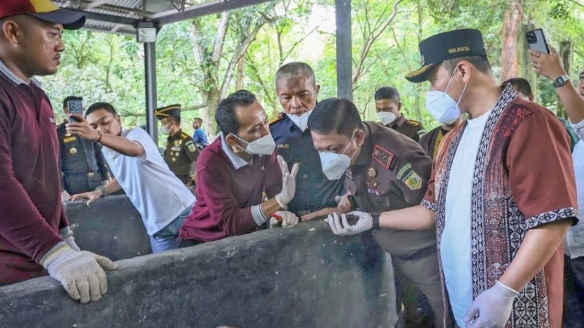 tembakau rokok ilegal diolah jadi kompos di pekanbaru