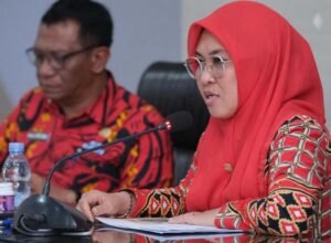 bupati gowa sitti husniah talenrang menyampaikan paparan lahan sawah di baruga karaeng pattingalloang kantor bupati gowa