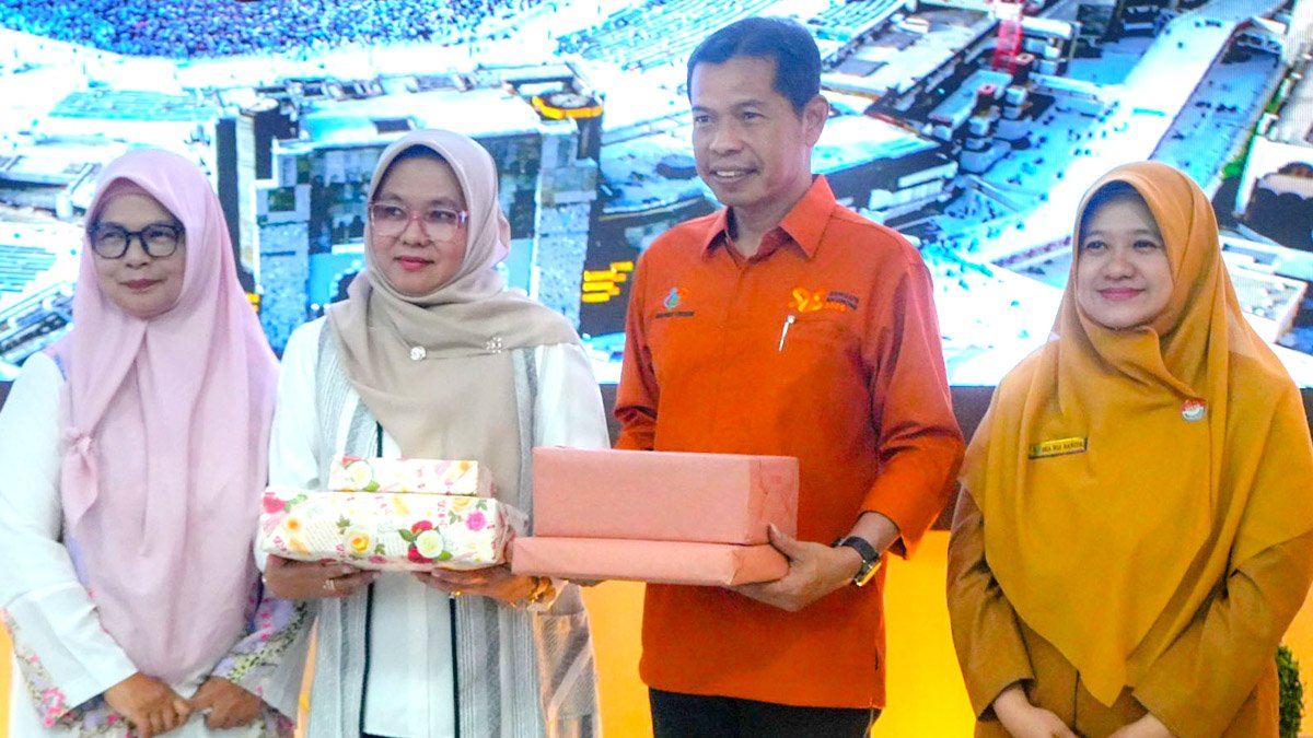 rudy rinaldy pelepasan haji padang