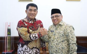 gubernur sulut yulius selvanus membahas subsidi haji daerah