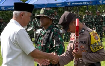 gubernur sumatera barat mahyeldi membuka tmmd padang pariaman bersama tni dan polri