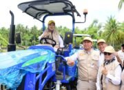 wagub gorontalo tanam padi di sawah baru pohuwato 10000 hektar