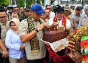 wamentan sudaryono lantik hkti sumsel oku timur