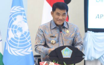 yulius selvanus pidato ekonomi biru sulut di forum 13 negara dan pbb di manado