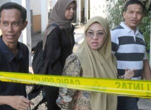 bupati gowa sitti husniah talenrang meninjau rsud syekh yusuf usai kebakaran