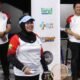 wakil bupati sidrap nurkanaah melakukan servis pertama adinda cup i 2026 di gor risma lanrang