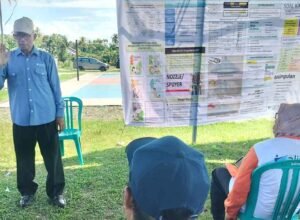 mulyadi benteng membawakan materi pelatihan pestisida terbatas di luwu utara
