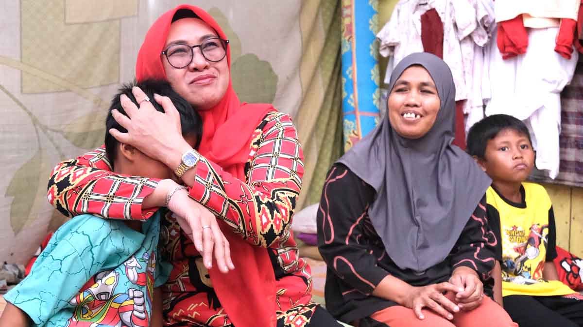 asmawati mendapat bantuan bedah rumah dan zmart dari pemkab gowa di pallangga