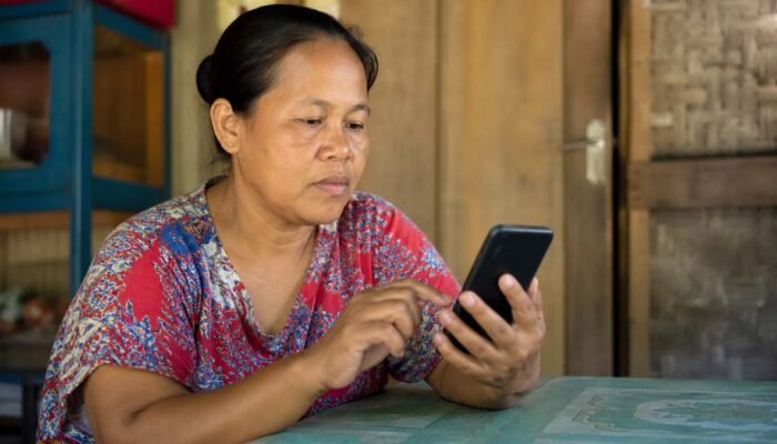 Cara Cek Bansos 2026 Lewat HP, Pahami Arti Desil dan Penyebab Nama Tidak Muncul