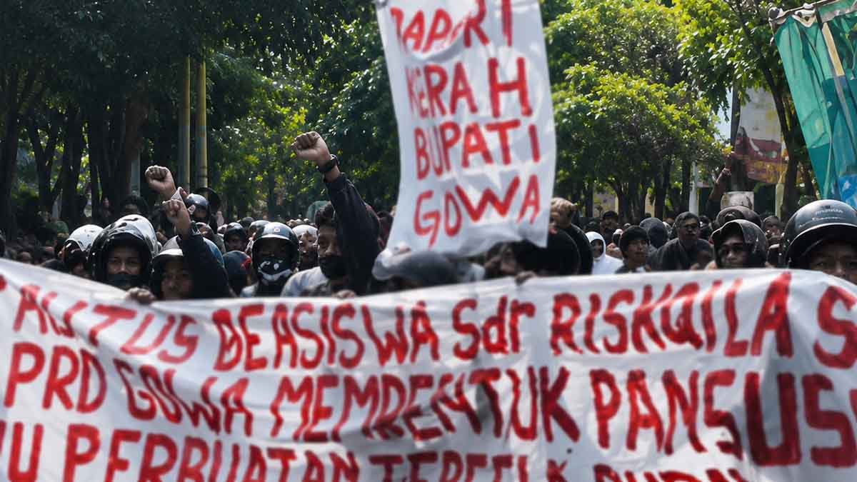 demo dprd gowa terkait klarifikasi husniah talenrang