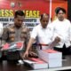Dua tersangka kasus korupsi BPNT Enrekang diserahkan ke jaksa setelah perkara masuk Tahap II