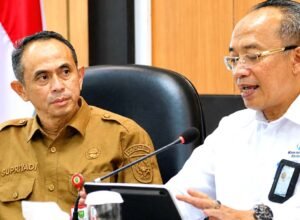 Riau Dekati Ageing Population, BPS Catat Lansia Capai 8,65 Persen Kepala BPS Riau Asep Riyadi memaparkan hasil SUPAS 2025 tentang dinamika kependudukan Riau