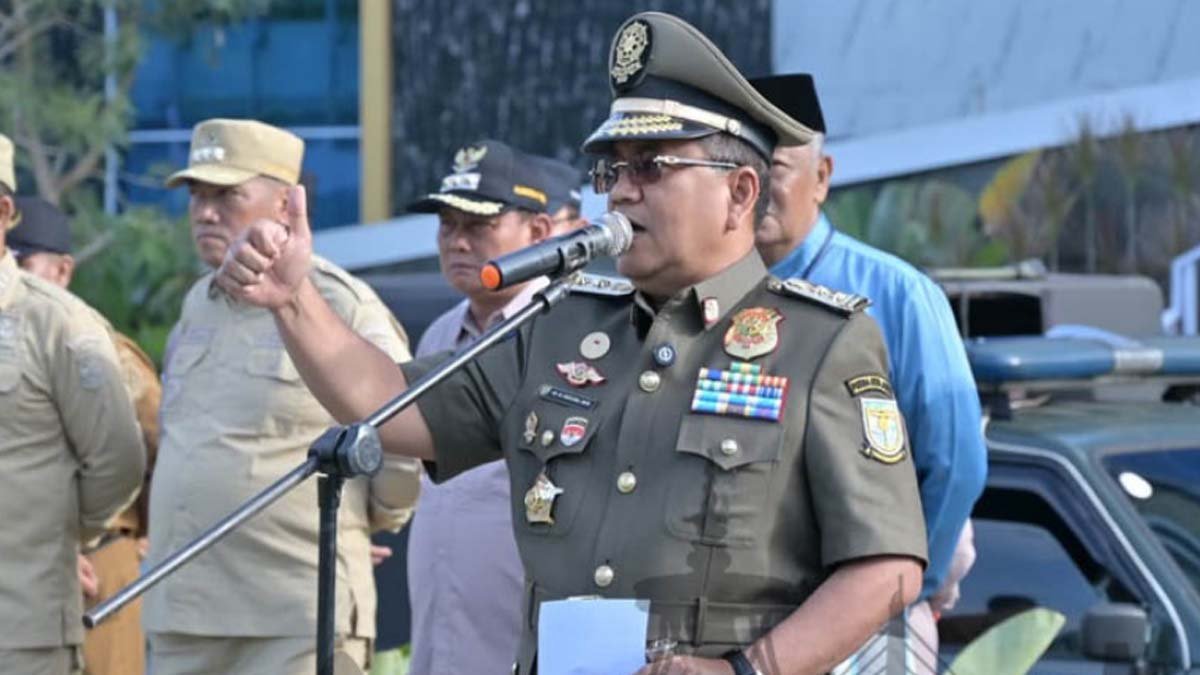 wali kota jambi maulana melepas satgas tanggap bahagia di lapangan utama kantor wali kota jambi
