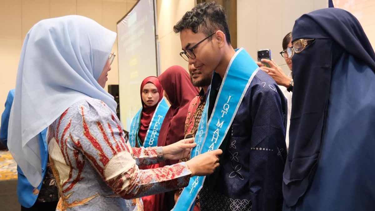 Bupati Gowa Sitti Husniah Talenrang menghadiri ramah tamah Mahasantri Gowa di UIN Alauddin Makassar