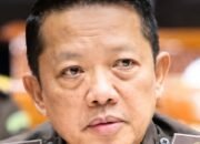Eks Jampidsus Febrie Adriansyah Jadi Tersangka, Tiga Perkara Korupsi Dilimpahkan ke Kejagung