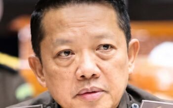 Eks Jampidsus Febrie Adriansyah Jadi Tersangka, Tiga Perkara Korupsi Dilimpahkan ke Kejagung