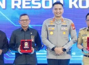 Wakil Bupati Gowa Darmawangsyah Muin menghadiri pengukuhan Polresta Gowa di Aula Rewako Wicaksana Laghawa