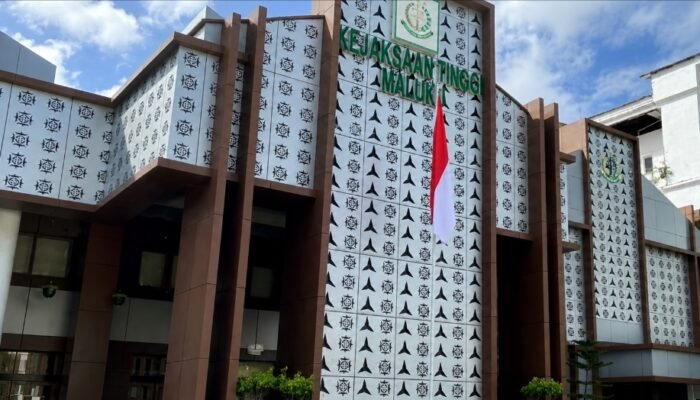 Proyek Jalan Namlea Rp14,46 Miliar Disidik, Kejati Maluku Sita Uang Rp100 Juta