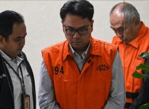 Setelah KPK Tahan 4 Tersangka Dugaan Korupsi Iklan Bank BJB, Ridwan Kamil Berpotenai Diperiksa Lagi KPK menahan empat tersangka dugaan korupsi iklan Bank BJB