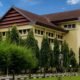 Gedung Polda Sulsel tempat Ombas diperiksa terkait kasus seragam gratis Gowa